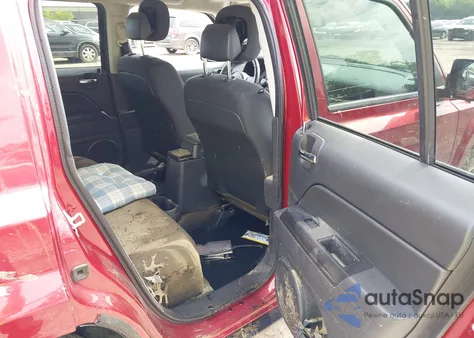 2014 Jeep Patriot Latitude z USA, uszkodzony, nr VIN 1C4NJRFB7ED688417